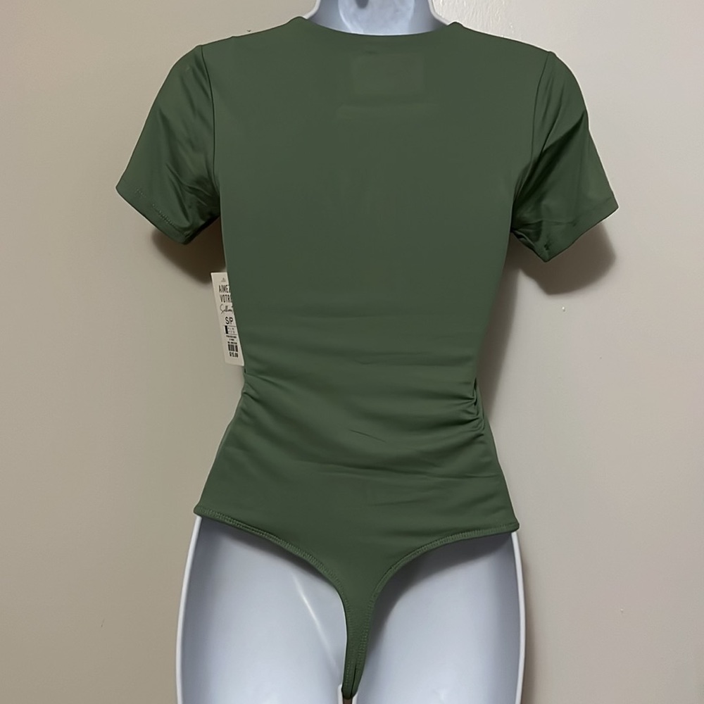 NWT CONTOUR BODYSUIT - Picture 2 of 4